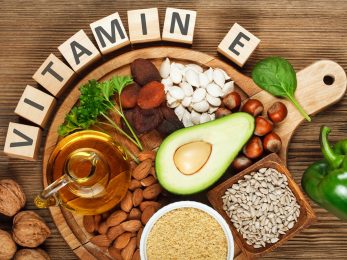 Top 3 loại Vitamin tự nhiên tốt cho người bị viêm da cơ địa